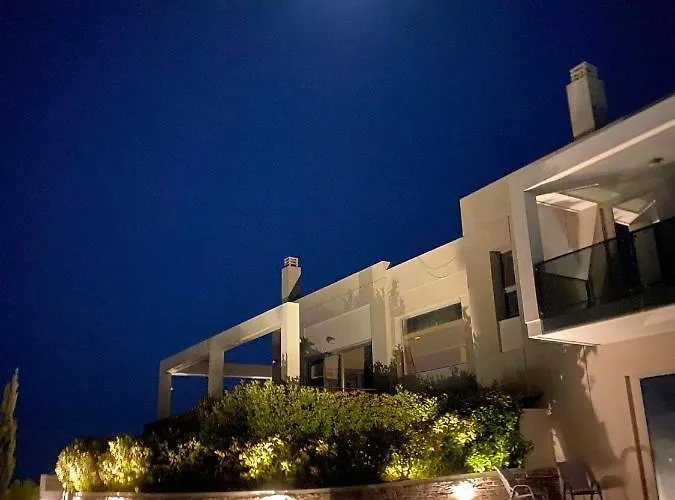 Breathtaking View Guesthouse2 * 살리디