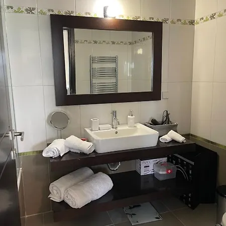 Breathtaking View Guesthouse2 *