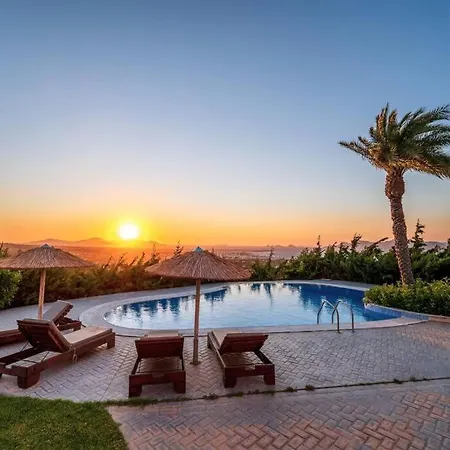 Breathtaking View Guesthouse2 Appartamento *